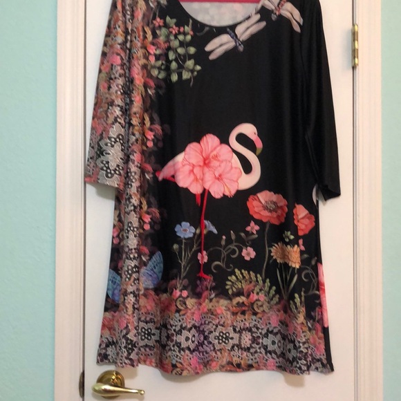 Tunic - Picture 1 of 3